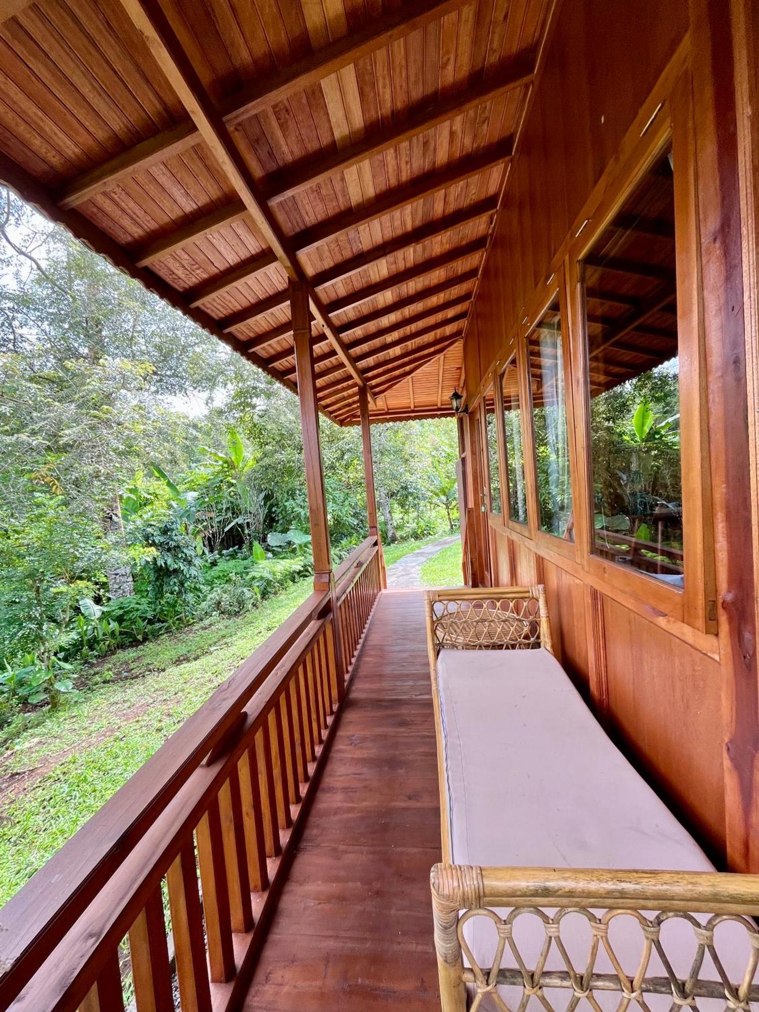 Manigelang Villa موندوغْ الغرفة الصورة